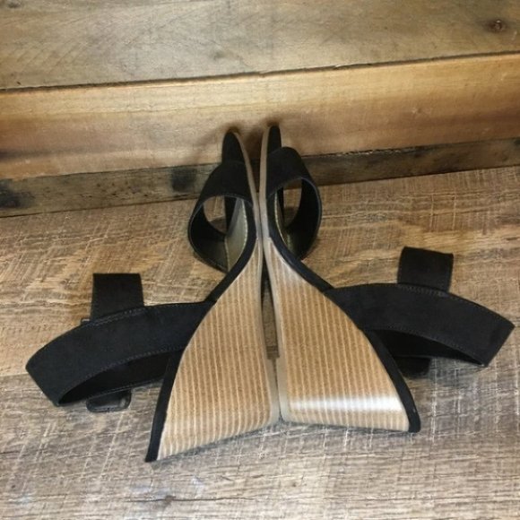 NEW Anne Klein Hibiscus Wedge Sandal - Picture 8 of 10